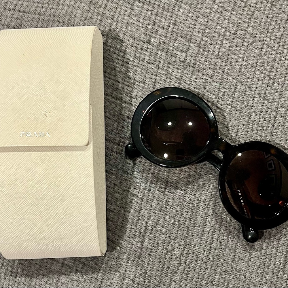 Prada Black Oversized Sunglasses Bold Glamorous Design